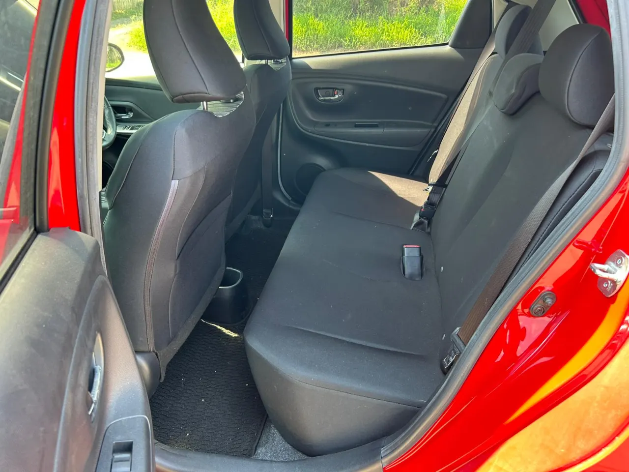TOYOTA VITZ 2014 — photo 6