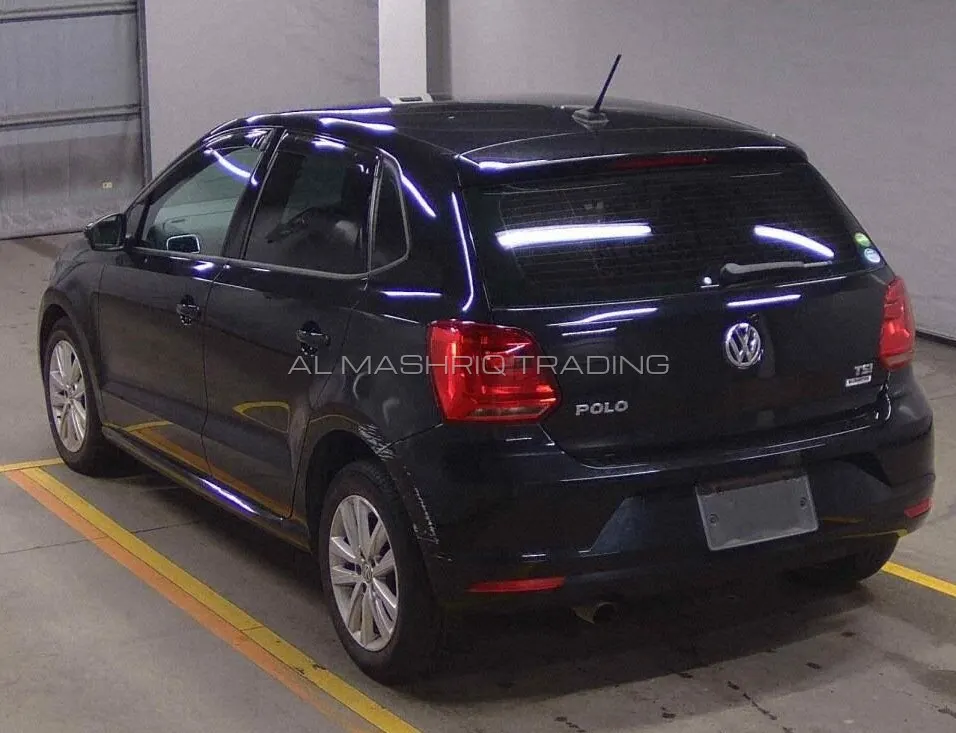 VOLKSWAGEN POLO 2017 — photo 6