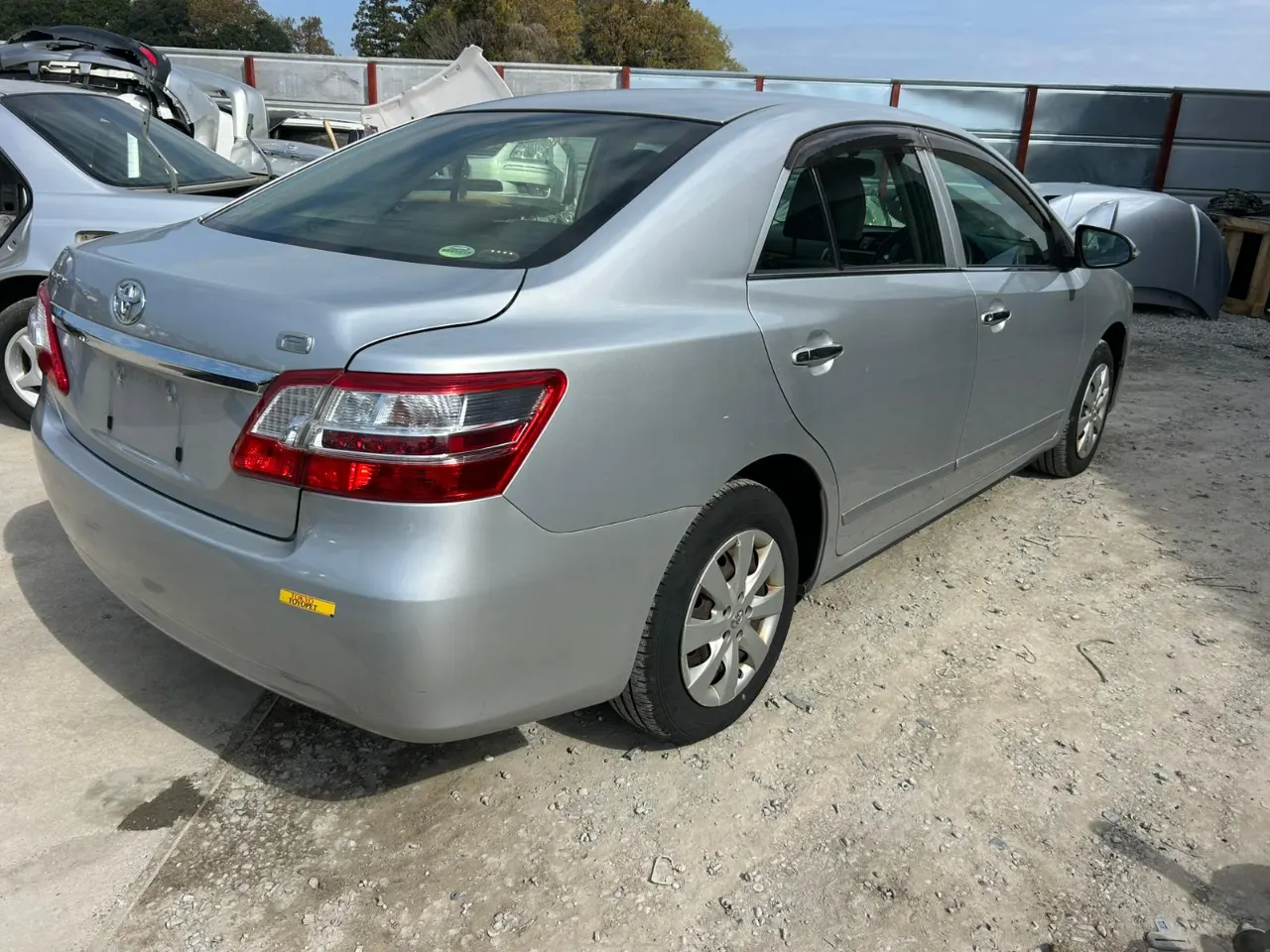 TOYOTA PREMIO 2013 — photo 6