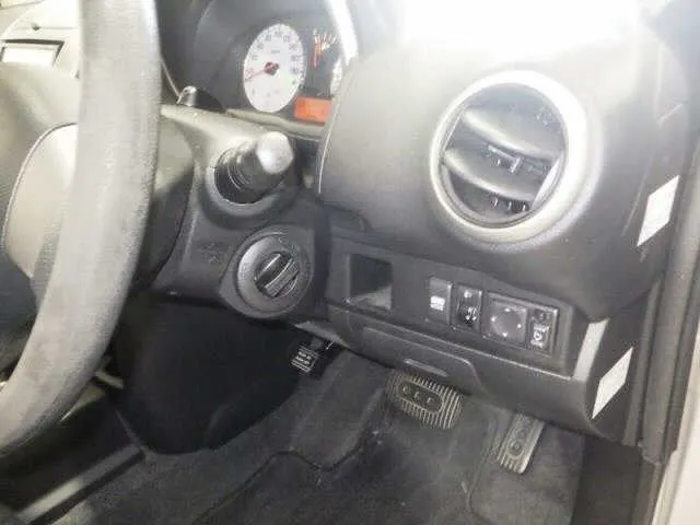 NISSAN NOTE 2011 — photo 6