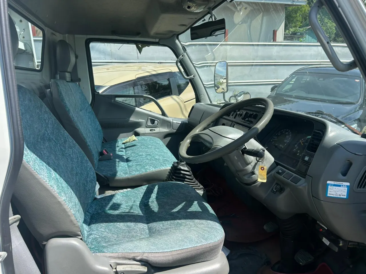 MITSUBISHI CANTER 2000 — photo 6