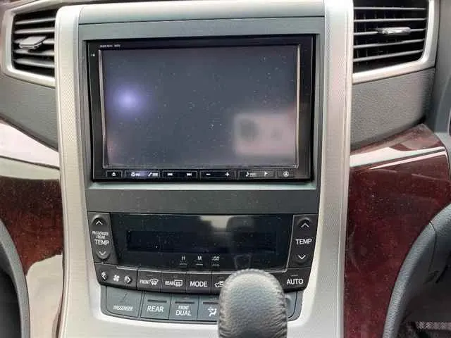 TOYOTA VELFIRE 2012 — photo 6