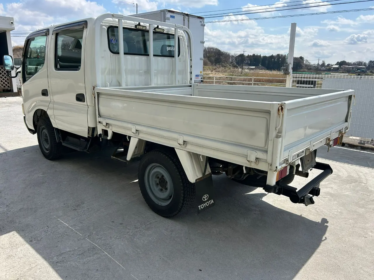 TOYOTA DYNA 2004 — photo 2