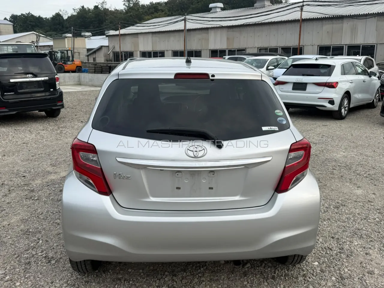 TOYOTA VITZ 2016 — photo 6