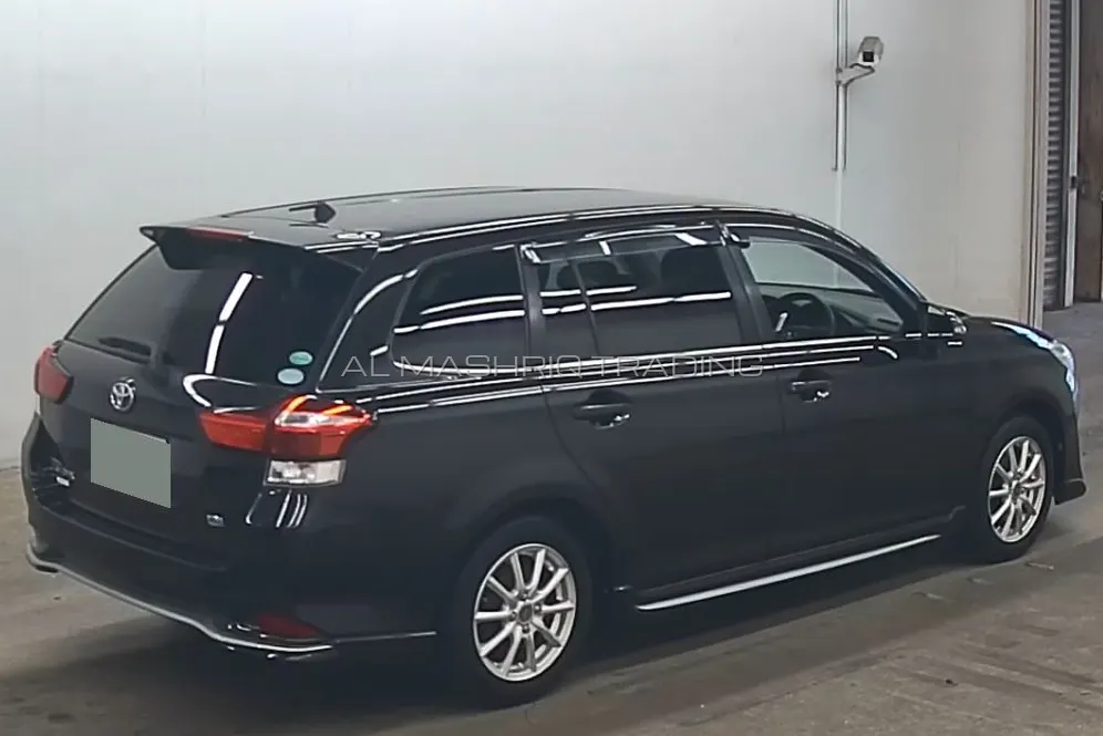 TOYOTA COROLLA FILEDER 2015 — photo 6
