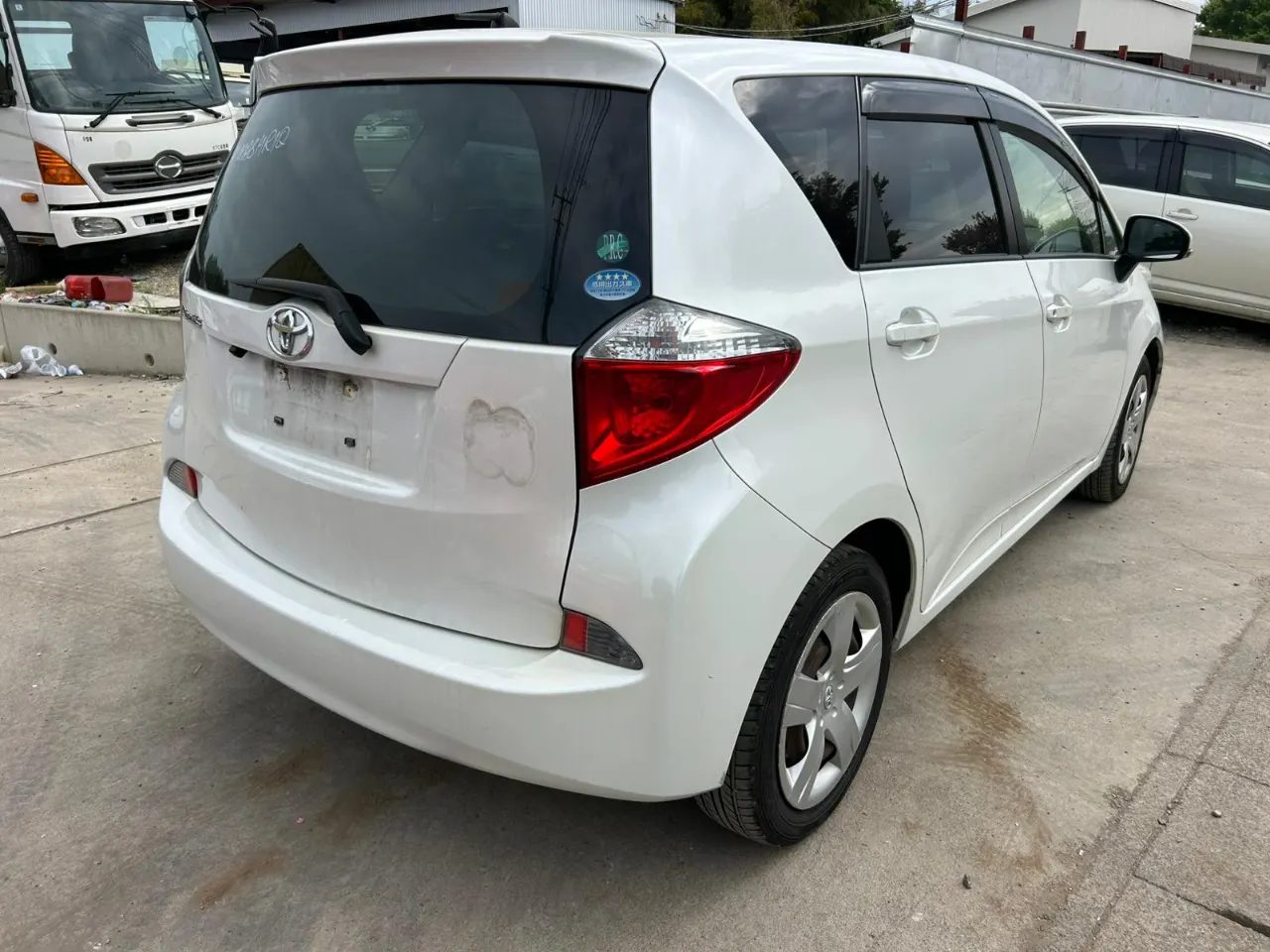 TOYOTA RACTIS 2012 — photo 6