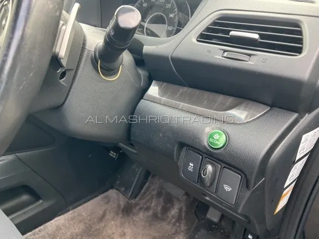 HONDA CR-V 2012 — photo 6