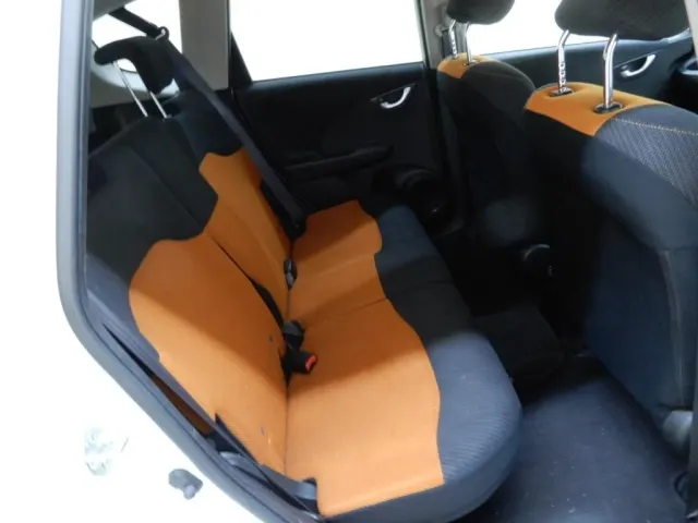 HONDA FIT 2012 — photo 6