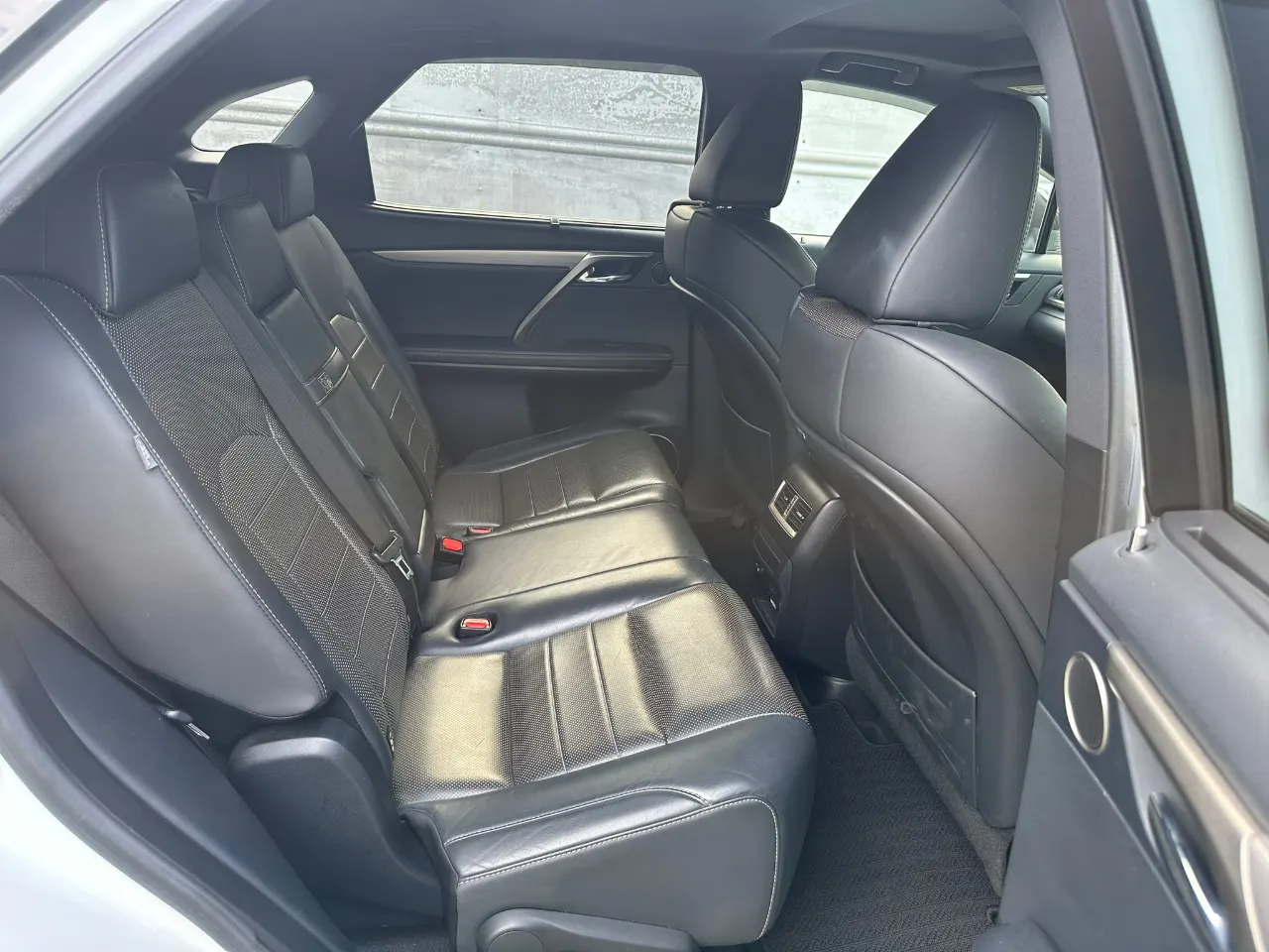 LEXUS LEXUS RX 2017 — photo 6