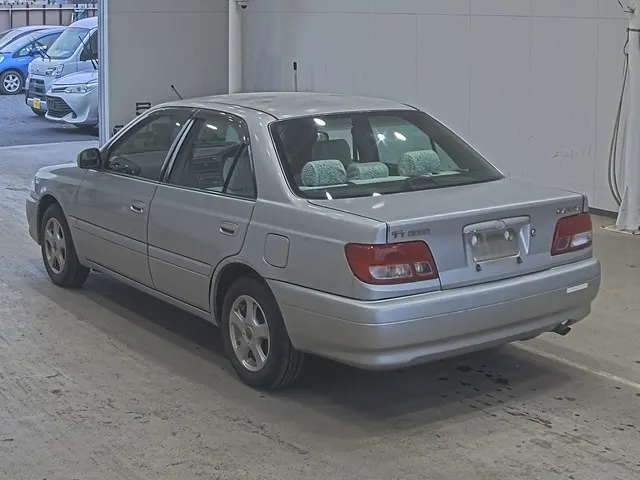 TOYOTA CARINA 1999 — photo 2