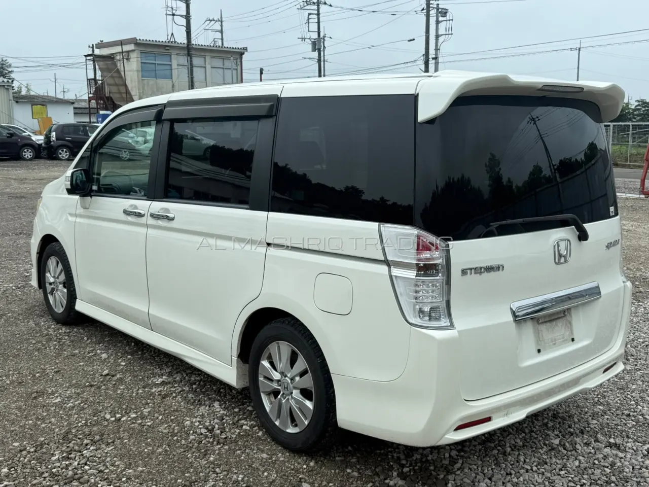 HONDA STEP WAGON 2012 — photo 6