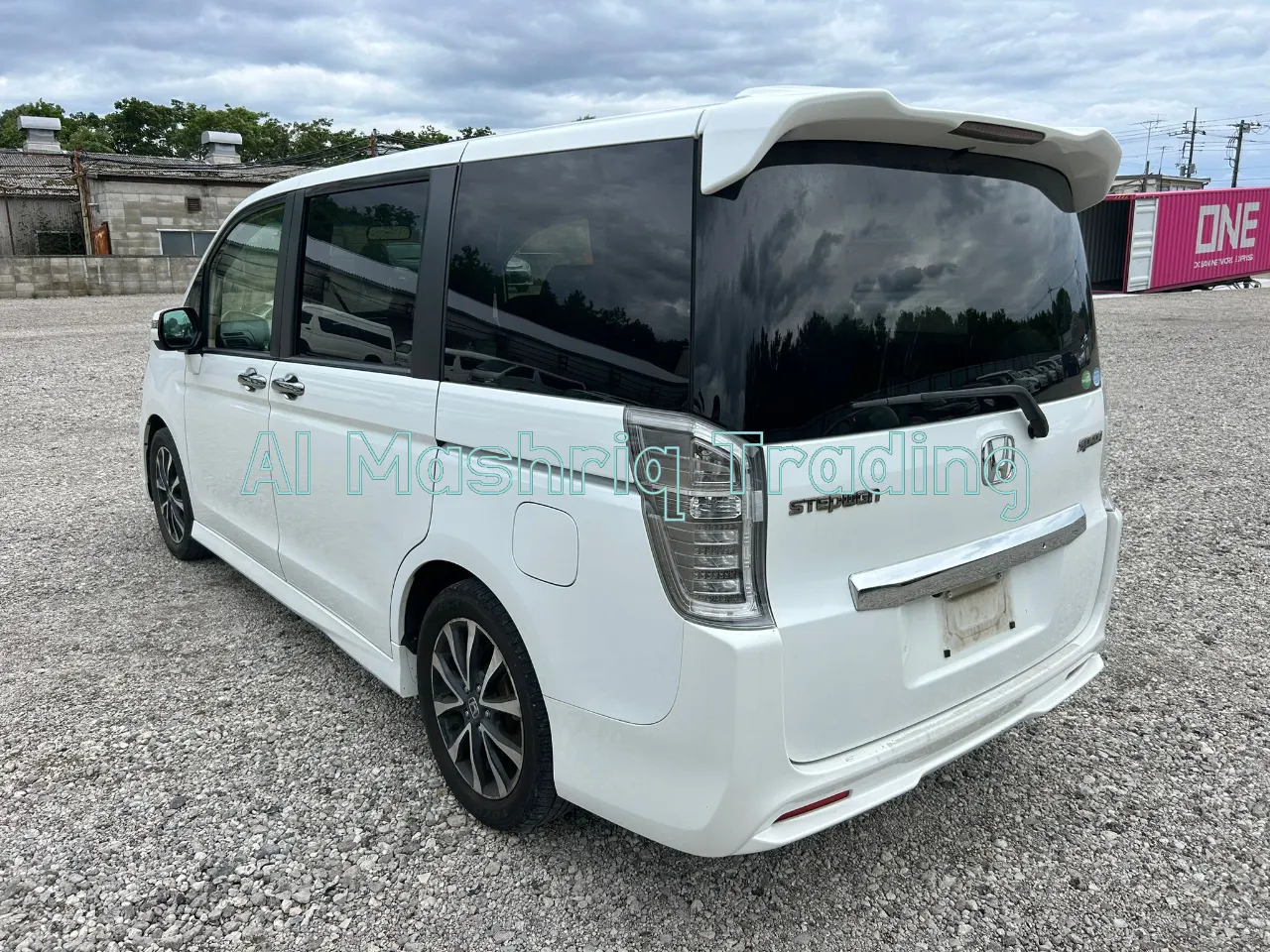 HONDA STEP WAGON 2013 — photo 2