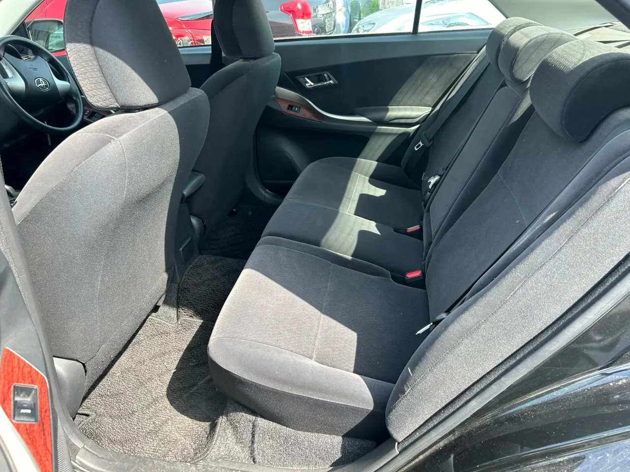 TOYOTA PREMIO 2010 — photo 6
