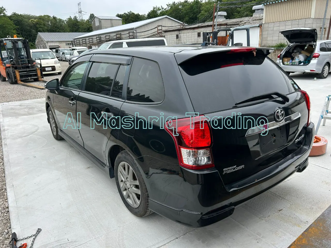 TOYOTA COROLLA FILEDER 2013 — photo 2